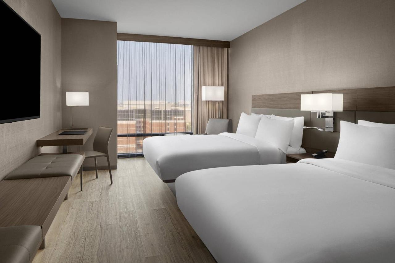 Hotel Ac By Marriott Downtown