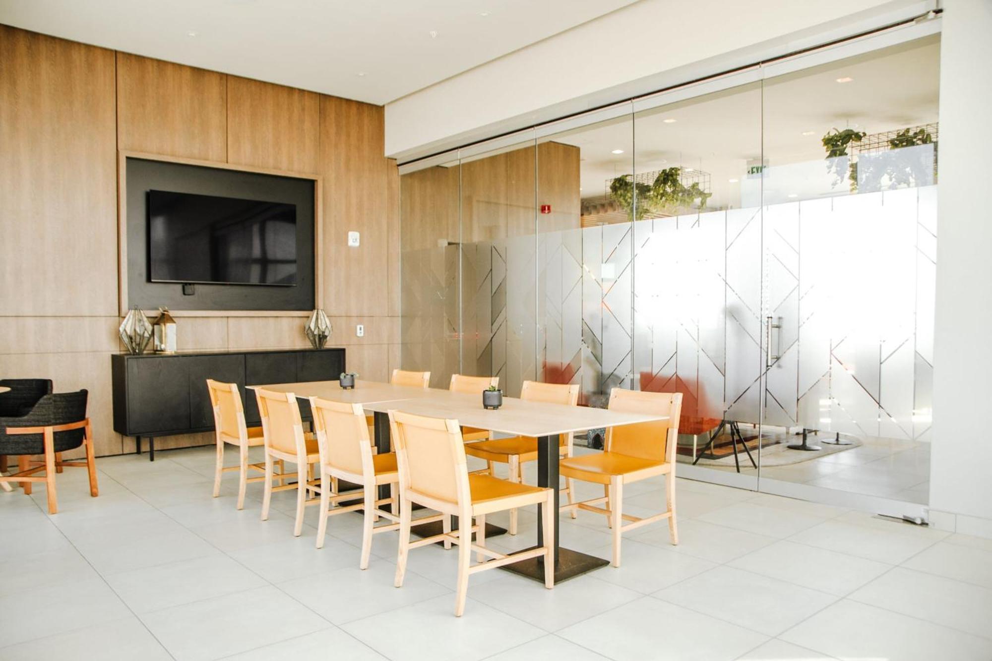 Hotel Ac By Marriott Downtown 4*