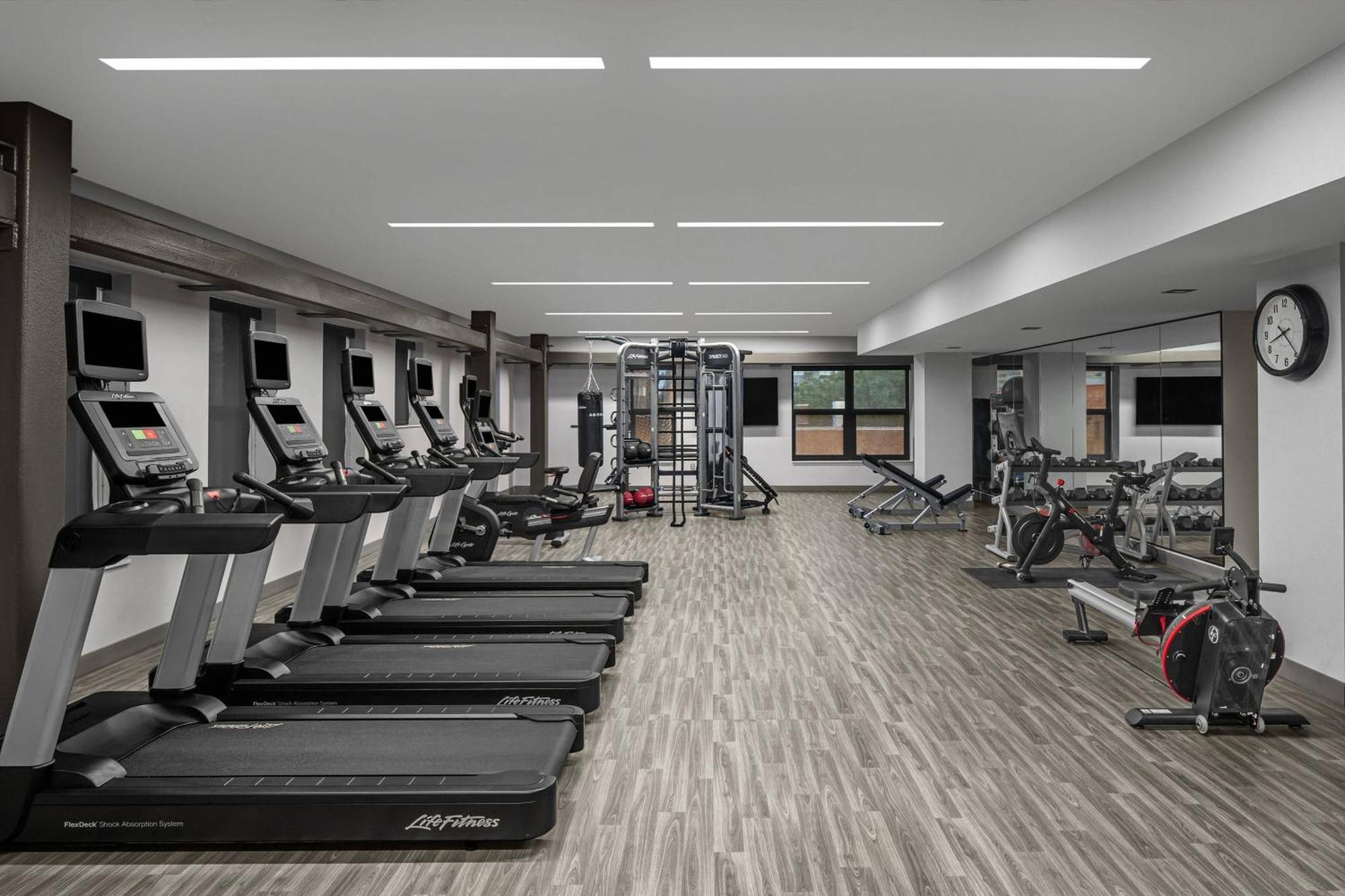 Ac By Marriott Downtown 4*